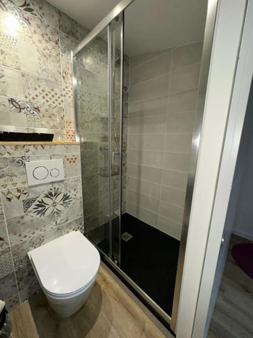 Chez Bardot Apartment Le Puy-en-Velay Ngoại thất bức ảnh